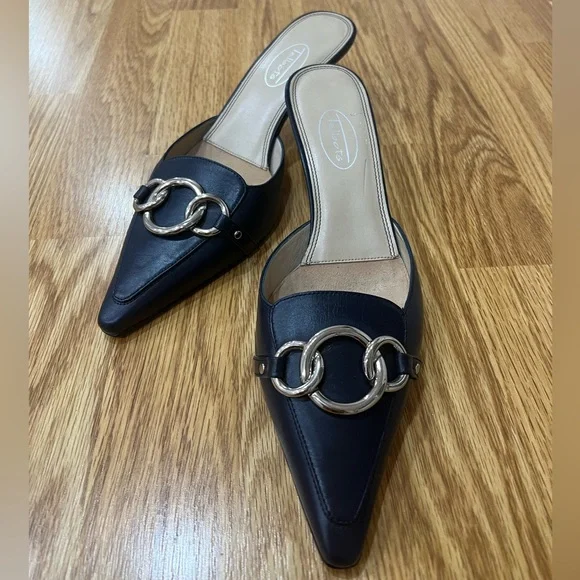 Blue pointed heel toe slip on - Picture 1 of 7